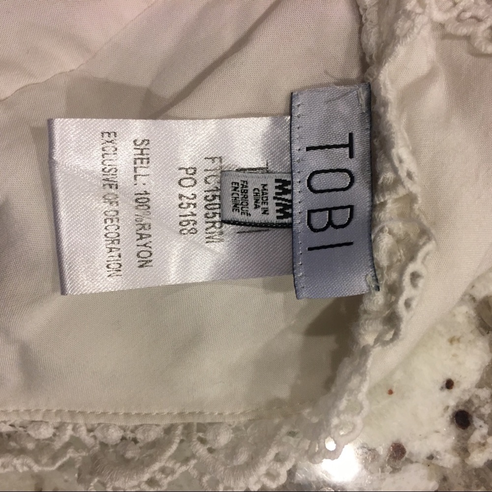 Stitched Crop Top - Picture 3 of 3